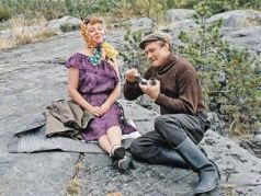 Кадр из к/ф "Любовь и голуби". Кадр из к/ф "Любовь и голуби".